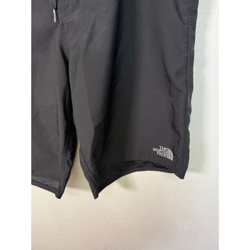 The North Face Hybrid Cargo Mens 38 Black Swim Trunks Board Shorts Outdoors